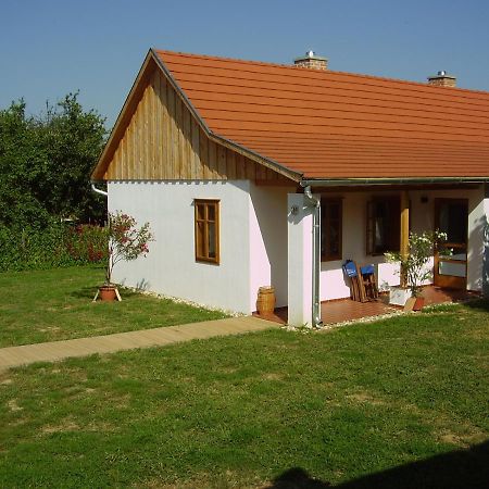 Martonvendeghaz 1 Villa Gelse Exteriör bild