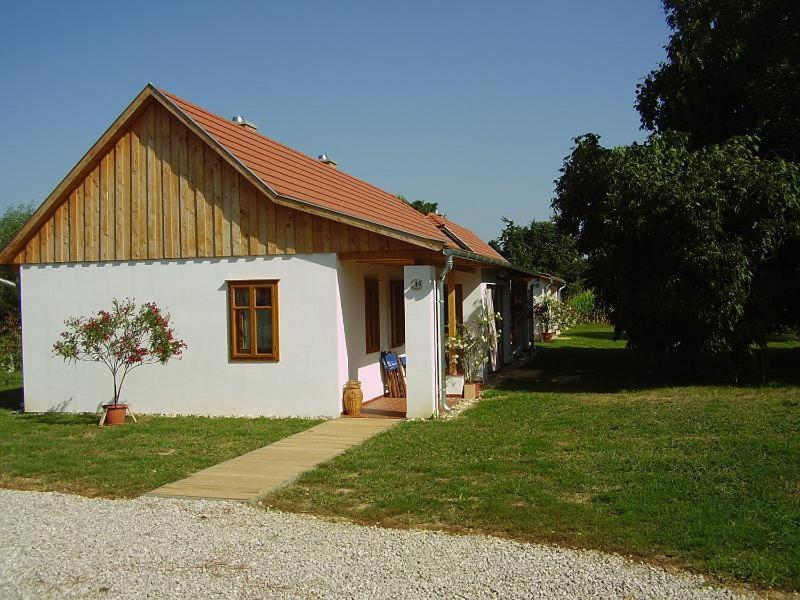 Martonvendeghaz 1 Villa Gelse Exteriör bild